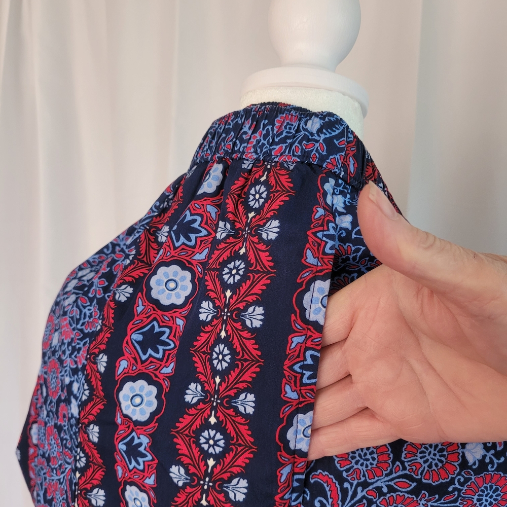 đťColdwater Creek Floral Patterned Blue and Red Skirt - Picture 4 of 7